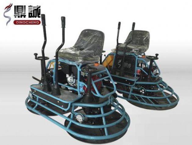 點(diǎn)擊查看詳細(xì)信息<br>標(biāo)題：雙盤(pán)駕駛式抹光機(jī) 閱讀次數(shù)：12929