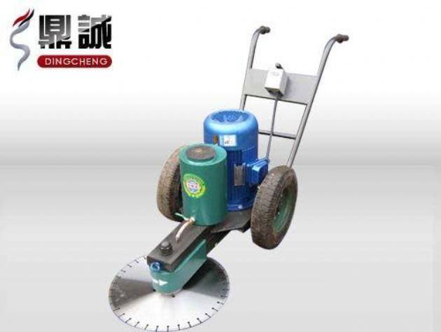 點(diǎn)擊查看詳細(xì)信息<br>標(biāo)題：手推式切樁機(jī) 閱讀次數(shù)：13816