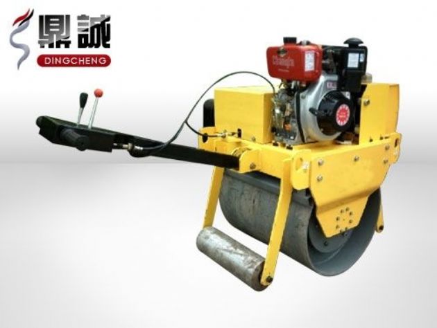 點(diǎn)擊查看詳細(xì)信息<br>標(biāo)題：重型手扶式單鋼輪壓路機(jī) 閱讀次數(shù)：13678