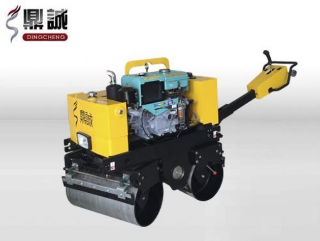 點(diǎn)擊查看詳細(xì)信息<br>標(biāo)題：DC-840-I全液壓手扶雙鋼輪壓路機(jī) 閱讀次數(shù)：14895