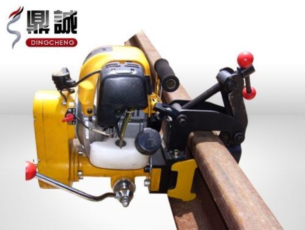 點(diǎn)擊查看詳細(xì)信息<br>標(biāo)題：內(nèi)燃鋼軌鉆孔機(jī) 閱讀次數(shù)：4889