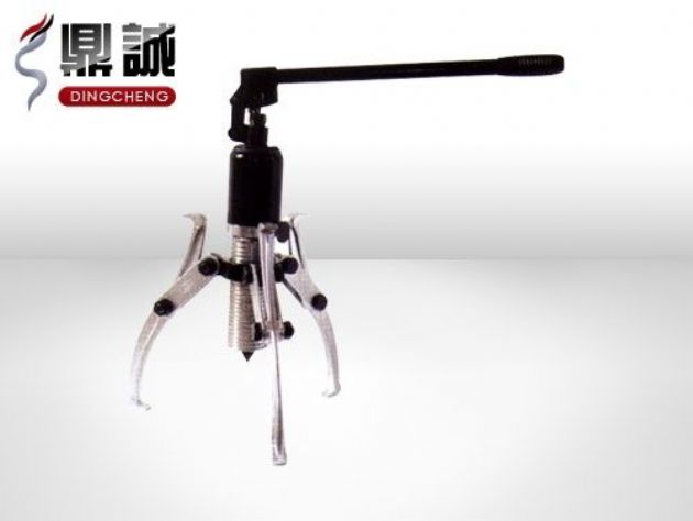 點擊查看詳細信息<br>標(biāo)題：整體式液壓拉馬 閱讀次數(shù)：5039